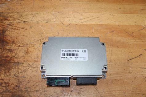 2003 Mercedes Benz R230 Sl500 Battery Control Module Bcm A2305401045の