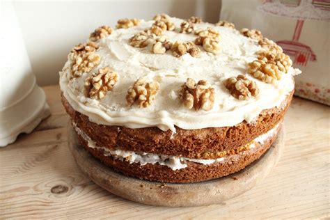 Best Coffee Walnut Cake With Mascarpone Frosting Recipe 🍰 Hardcore