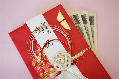 ご祝儀や結婚祝いの相場は？関係性ごとの金額やマナーなどを解説 東京の結婚式・結婚式場 ホテル椿山荘東京【公式】