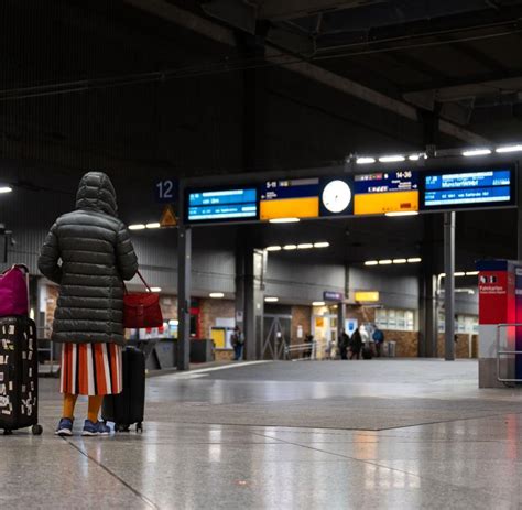 Gdl Beendet Warnstreik Bahnverkehr Wieder Fahrplanm Ig Welt