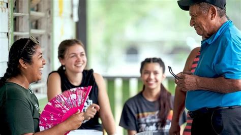 Estudiantes adventistas voluntarios comparten historias de bendición en