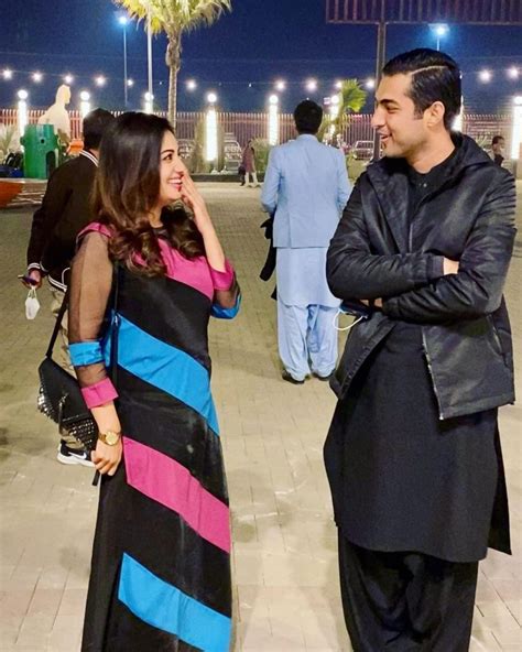 Iqrar Ul Hassan Wife Farah Yousaf Birthday Pictures Reviewitpk