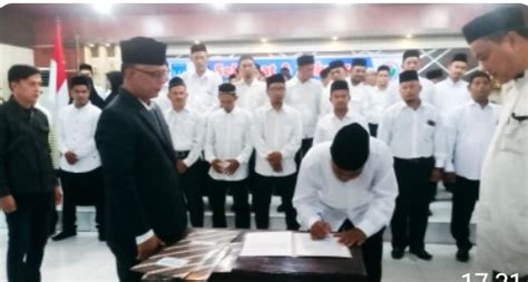 Camat Langsa Kota Resmi Lantik Dan Ucap Sumpah Tuha Peut Dari Enam