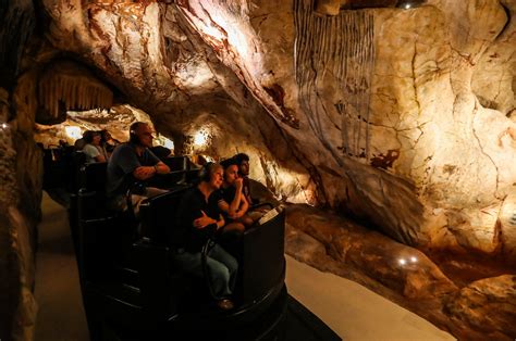 Reportage Un raz de marée de visiteurs à la réplique de la grotte Cosquer