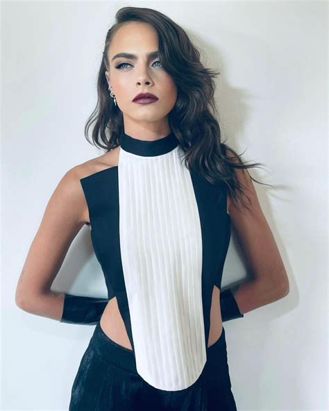 20 Hot And Almost Nude Cara Delevingne Photos 12thBlog