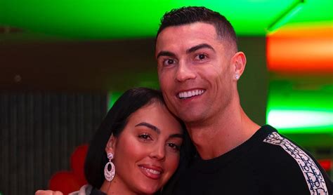 Ex Fysio Man U Kon Porsche Van Cristiano Ronaldo Voor De Helft Van De