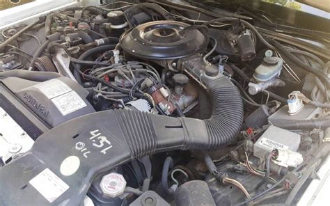 1988 Ford LTD Crown Victoria Engine Barn Finds