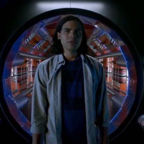 Em The Flash Cisco Carlos Valdes Descobriu Que Foi Afetado Pela