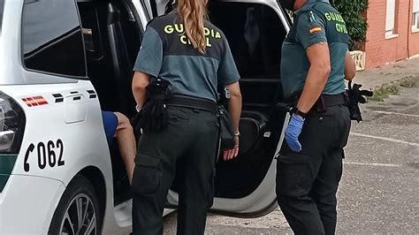 La Guardia Civil Detiene A Dos Personas E Investiga A Otras Dos Por Una Agresión Múltiple En La