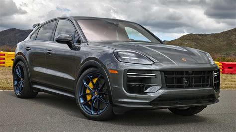 2024 Porsche Cayenne Turbo E Hybrid Coupe Maris Jackelyn