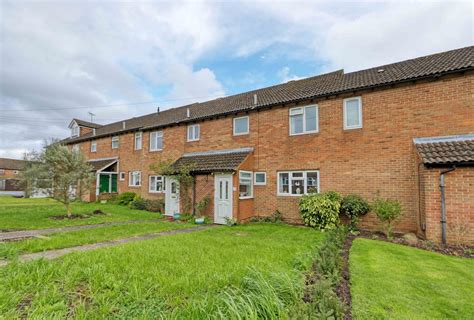 Eliot Drive | House For Sale | Barker Stone