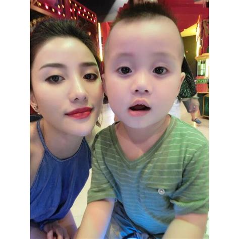 Meo Meo hot girl chịu chơi số 1 Sài thành giờ ra sao