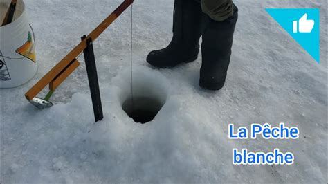 la Pêche sur la rivière des Mille Îles avec leurs magnifiques cabanes