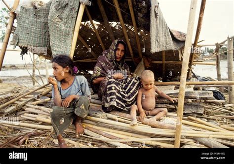 1991 cyclone hi-res stock photography and images - Alamy