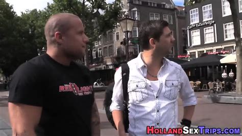 Real Amateur Ho Gets Cum