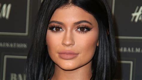 Kylie Jenner R V Le Les Longues Tapes De Sa Routine Beaut