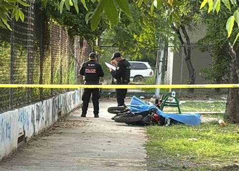 Ejecutan A Motociclista En Parque P Blico De Guadalupe