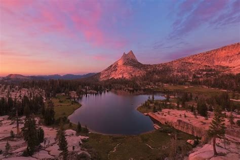 Super Scenic Hikes In Yosemite National Park California Territory