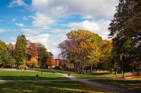 Skidmore College Notable Alumni