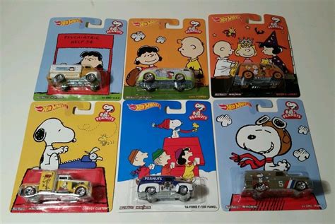 Hot Wheels Peanuts Snoopy Car Set Pop Culture Convoy Custom Gmc Panel