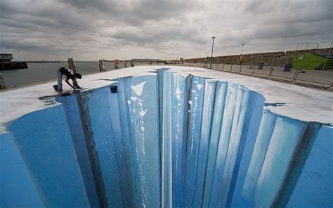 3D Sidewalk Chalk Art: 4 of the World's Most Talented Street Artists ...