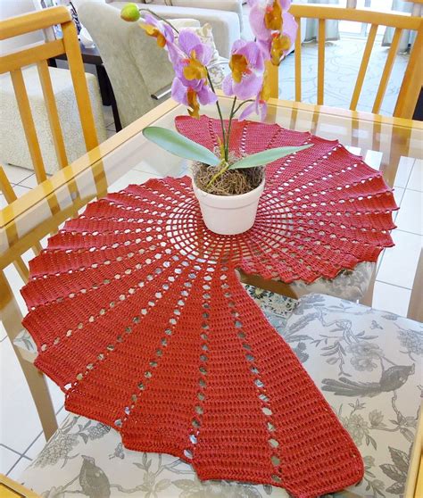 Caminho De Mesa Em Croche Espiral Elegante Marsala Artofit