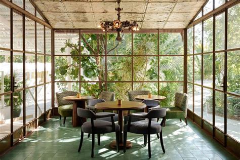 Miamis New Soho House Is Open — With A Retro Style Pool A Weekend