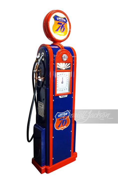 1935 Union 76 Oil Wayne 60 Gas Pump