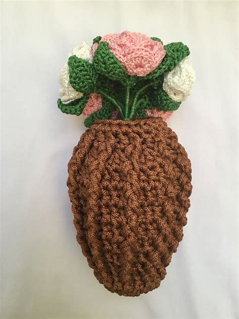 Crochet Vase Pattern Decoration T For New Homes New Neighbors Present Table Decor Diy