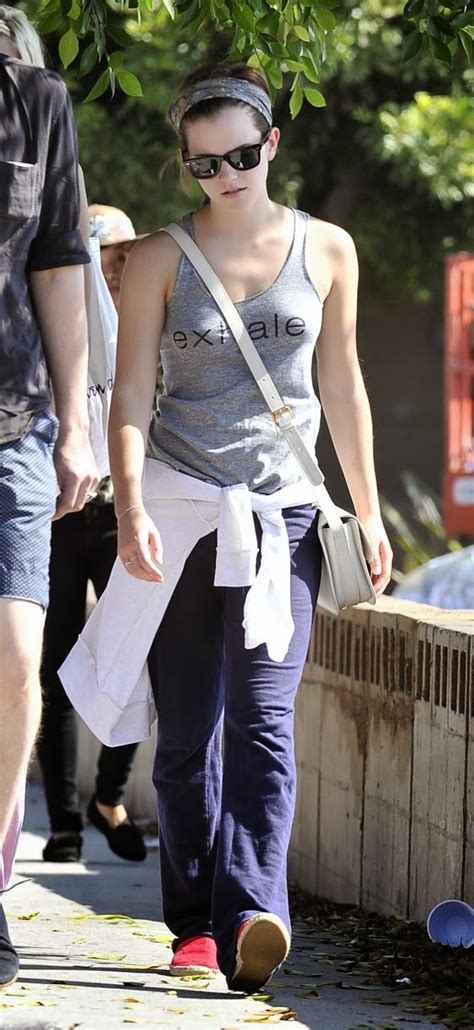 Emma Watson Nipple Visible Photos Hot Blog Photos