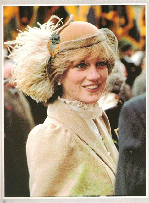 Wales Welcomes New Princess 28 Octobre 1981 Suite Lady Diana