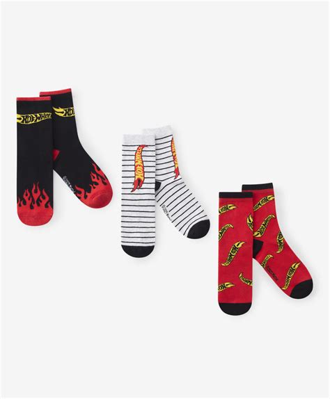 Set 3 perechi șoșete băieți cu licență Hot Wheels 13 lei Pepco