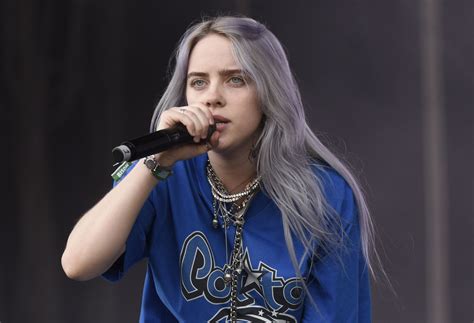 Billie Eilish With Tight Clothes Where Is The Love Singer Billie