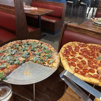 Pairfield Pizza Pints Updated May Photos Reviews