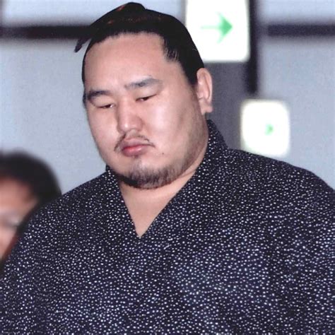 朝青龍「貴乃花のケガしてる方の足を蹴ればよかった」大ヒンシュク／スポーツ界を揺るがせた「あの大問題発言」 アサ芸プラス