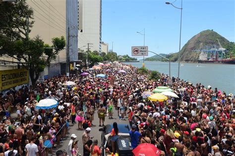 A Gazeta Blocos do Centro de Vitória reuniram 200 mil pessoas no