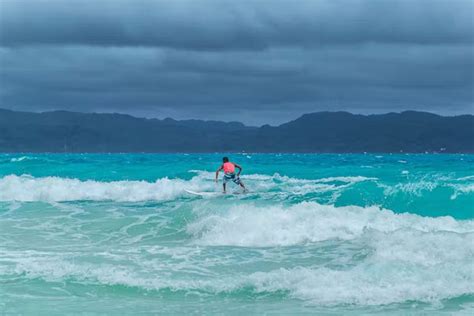 Siargao holds surfing competitions