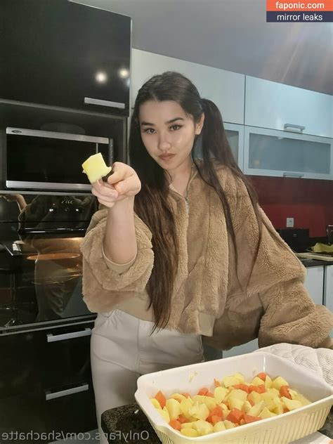 Shachatte Aka Shachatteof Nude Leaks OnlyFans Faponic