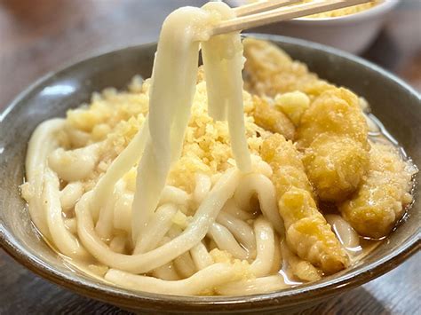 食べても食べても増えるうどん！？ 福岡で40年以上愛される『牧のうどん』を最大限に味わい尽くす方法とは？ ページ 3 食楽web