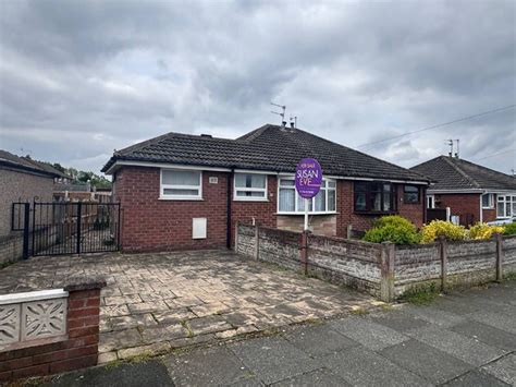 2 Bed Semi Detached Bungalow For Sale In Halton Gardens Blackpool Fy4