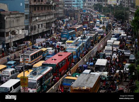 Traffic Jams Dhaka Hi Res Stock Photography And Images Alamy