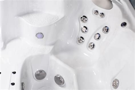 Hydropool Serenity Hot Tub