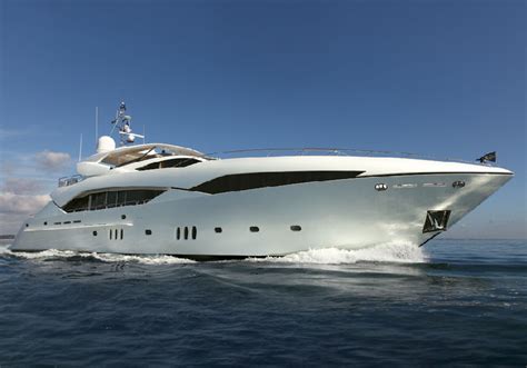 Yacht Predator 130 Sunseeker Charterworld Luxury Superyacht Charters