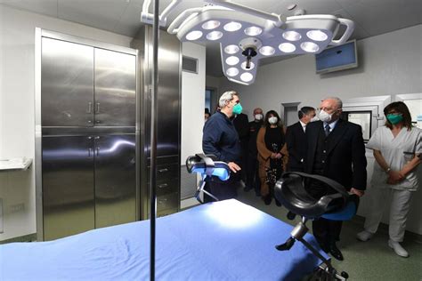 Chirurgia Robotica Ad Alta Tecnologia A Pozzuoli Inaugurati Il Nuovo