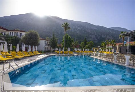 Sundia Exlusive by Liberty Fethiye - Hotel Pool Project | Serapool