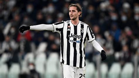 Juventus quer vender Rabiot e Newcastle se interessa pelo meia francês