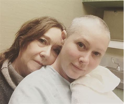 Shannen Doherty Actrita Din Beverly Hills Incepe Sa Si Revina Dupa