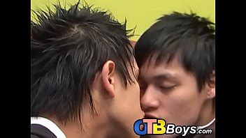 Latino Twink Impales Ass Of His Partner Xnxx