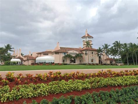 Report Fbi Agents At Mar A Lago Raid In Florida Were Authorized To Use Deadly Force Against Trump