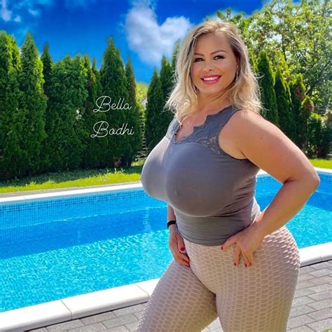 Bella Bodhi Biography Age Height Relationships Net Worth Plus Size